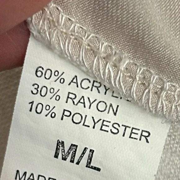 Holiday top - Picture 5 of 7